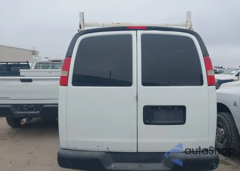 2016 Chevrolet Express 2500 Work Van z USA, uszkodzony, nr VIN 1GCWGAFF0G1277498